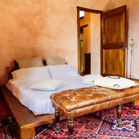 Villa Comunalia By Mmega Nestore