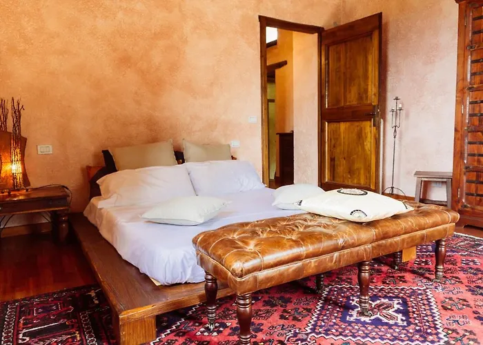 Villa Comunalia By Mmega Nestore