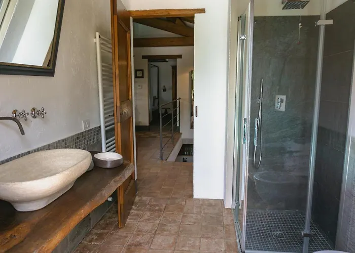 Comunalia By Mmega Villa Nestore